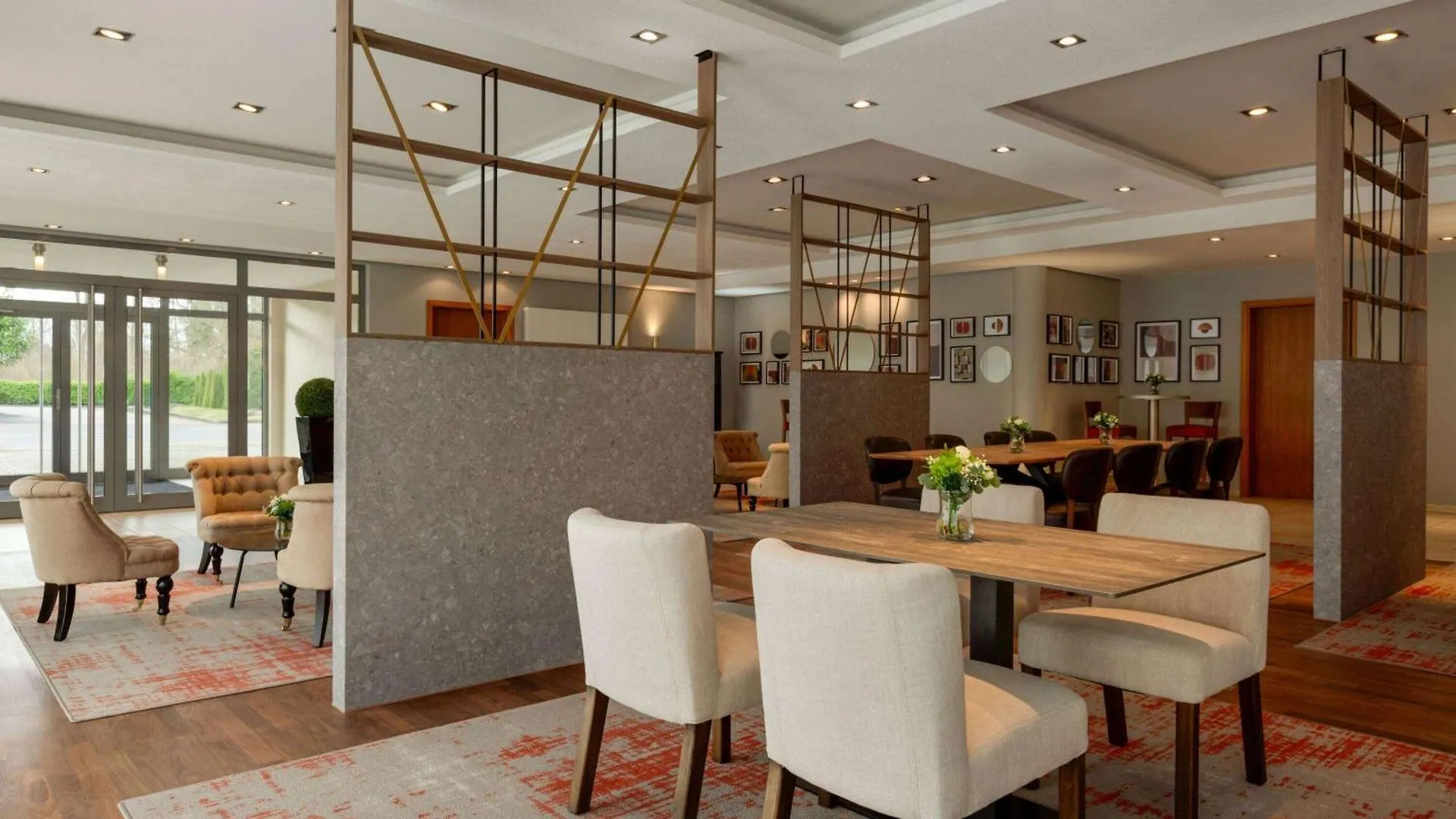 Landhotel Krummenweg Ratingen 4*,
